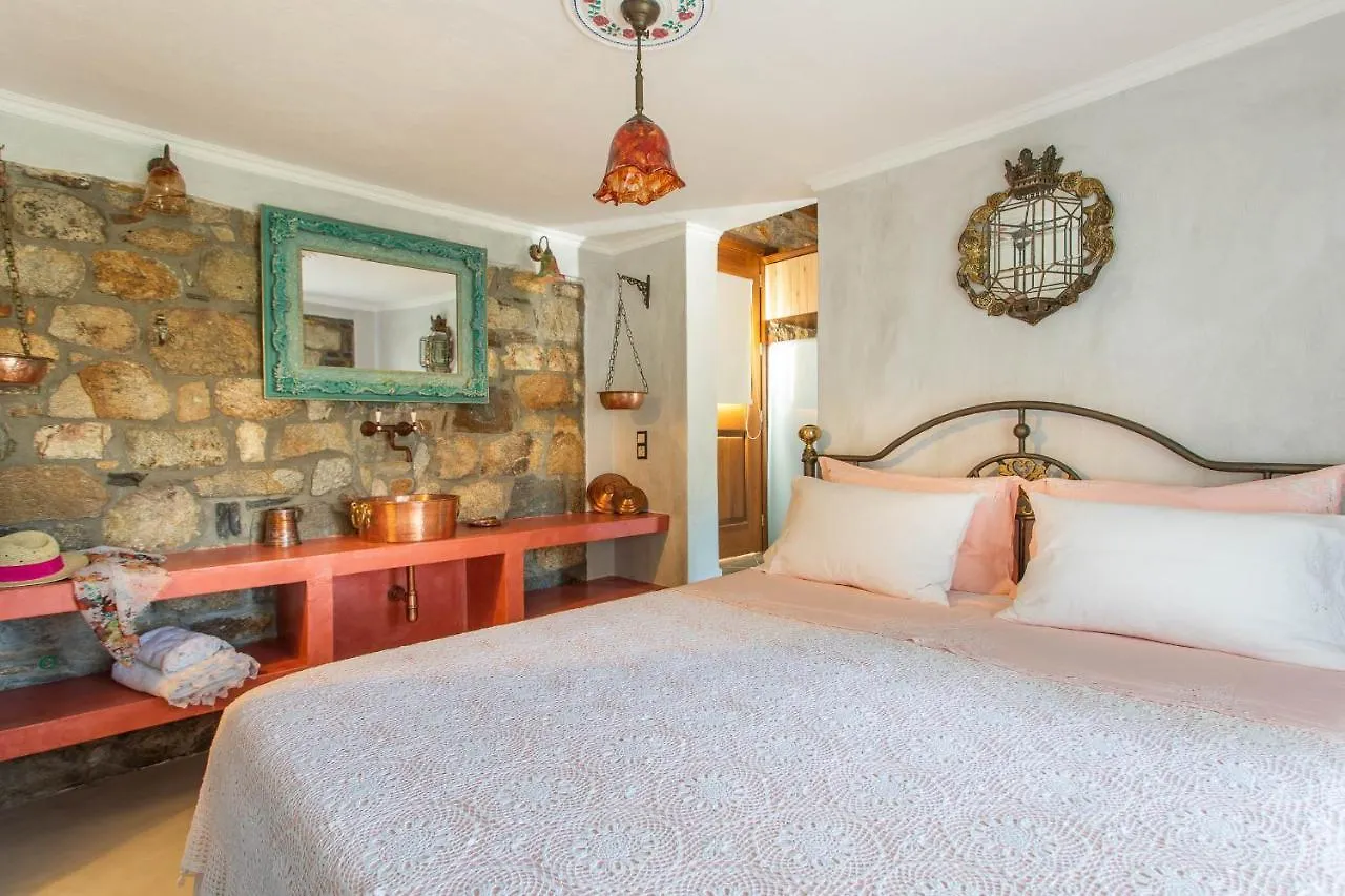 Ta Petrina Apartment Vourvourou